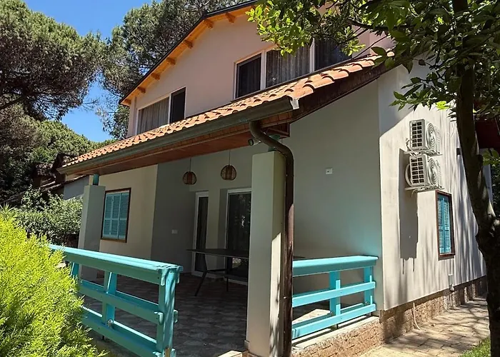 Zen Oasis * Golem (Tirana)