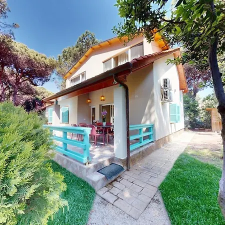 Zen Oasis * Golem (Tirana)