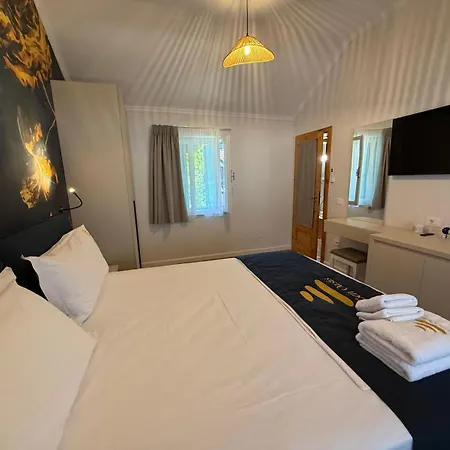 Villa Zen Oasis Golem (Tirana)